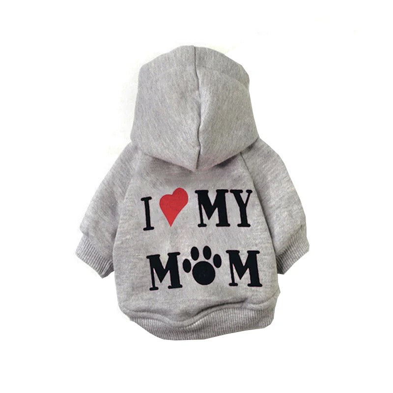 Hundegenser med hette «I Love My Mom»