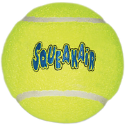 KONG SqueakAir Tennisball M – hundeball med pipelyd