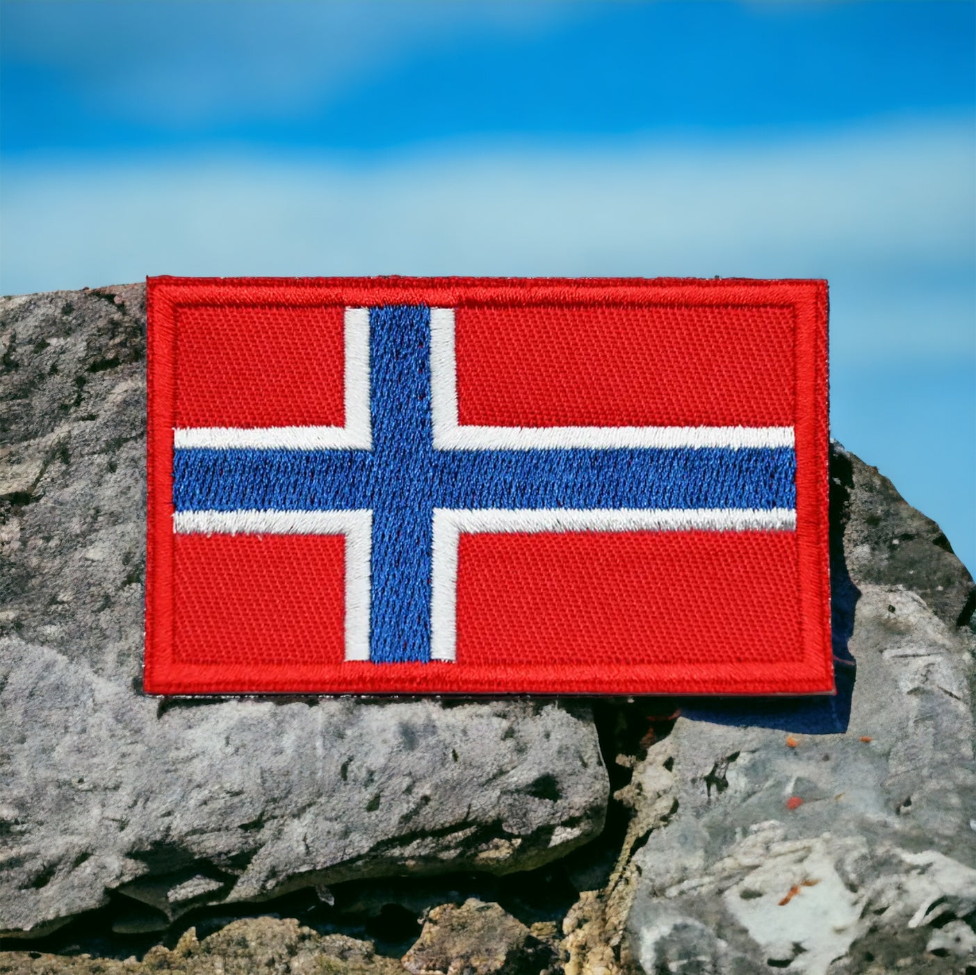 Brodert flaggpatch med borrelås – norsk flagg til sele og utstyr