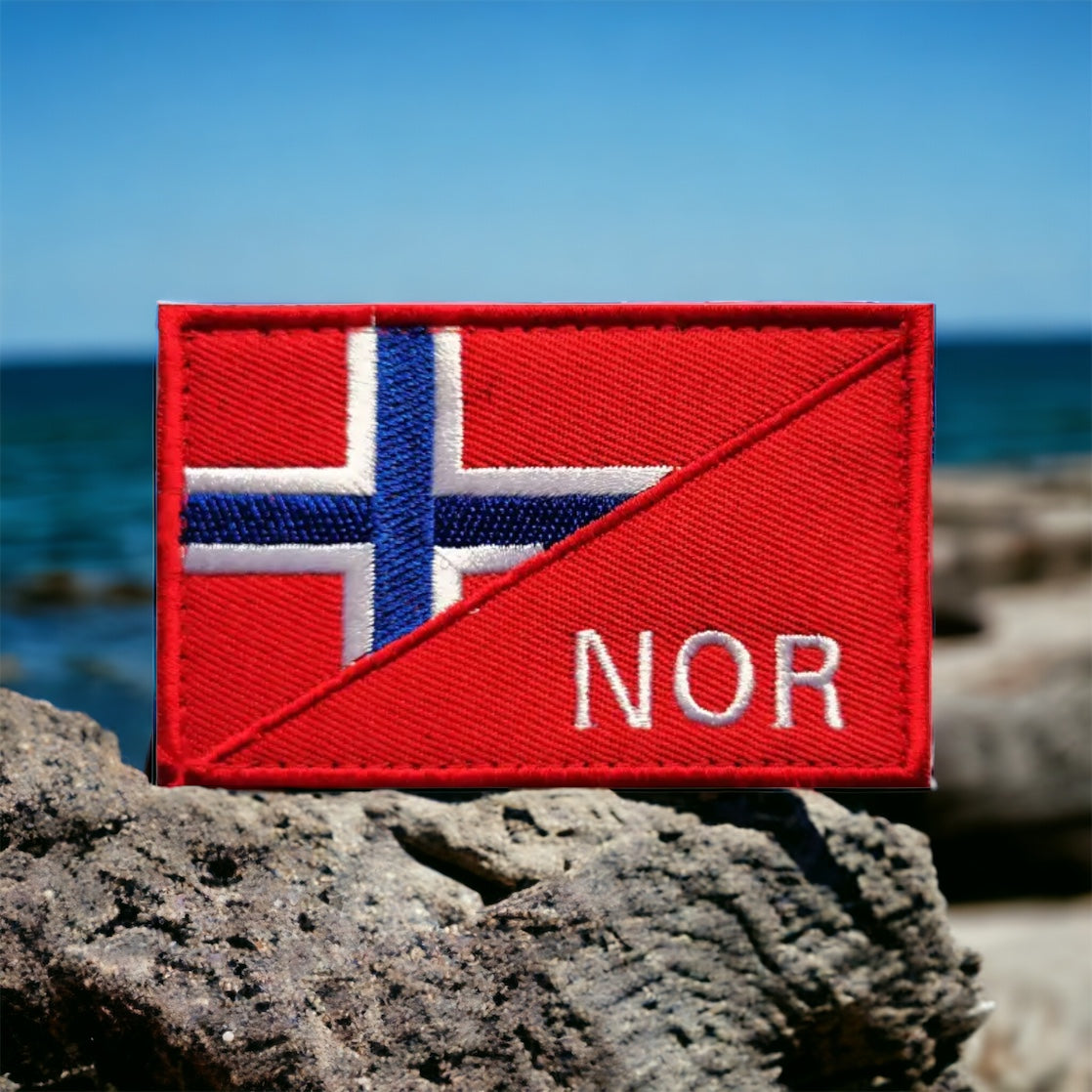 Brodert flaggpatch med borrelås – norsk flagg til sele og utstyr