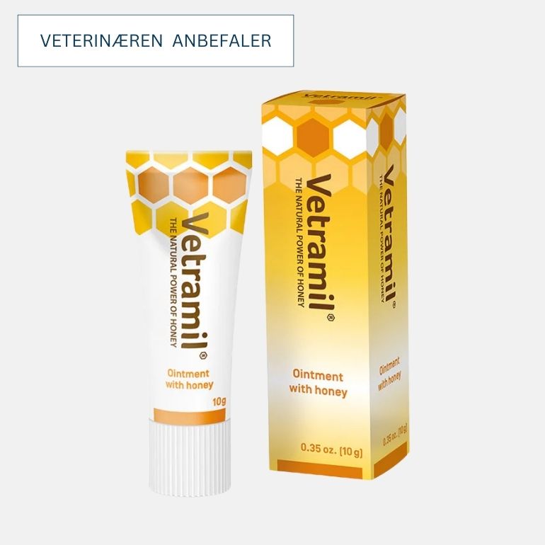 Vetramil Honningsalve i tube med forpakning ved siden av.