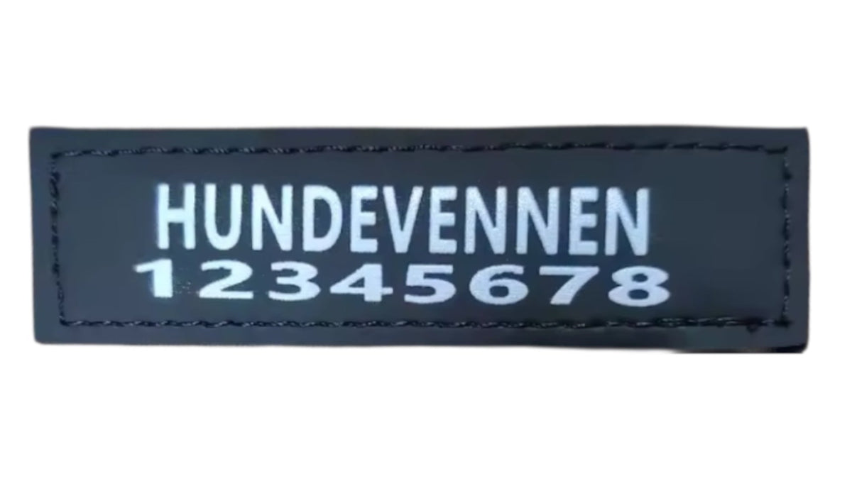 Navnemerke til hund – personlig borrelåsmerke til sele